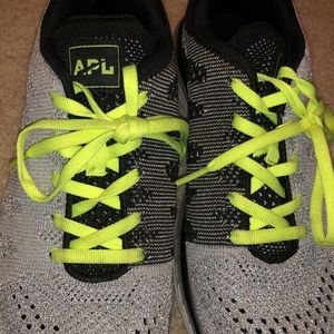 APL Techloom Pro Sneakers